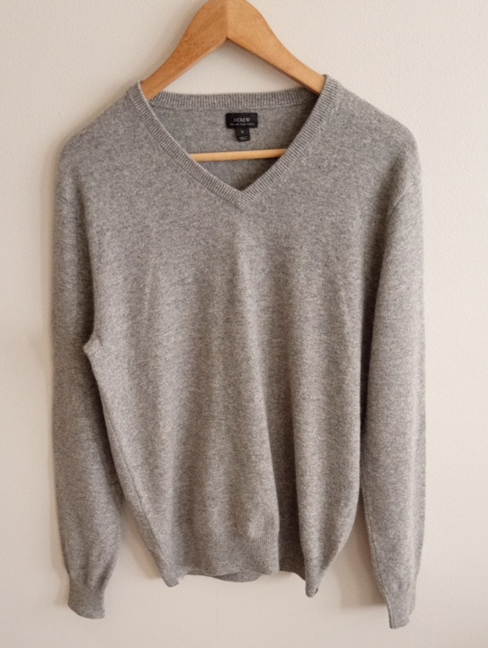 J. Crew 100% Italian Cashmere V Neck Sweater Size Small Flawed